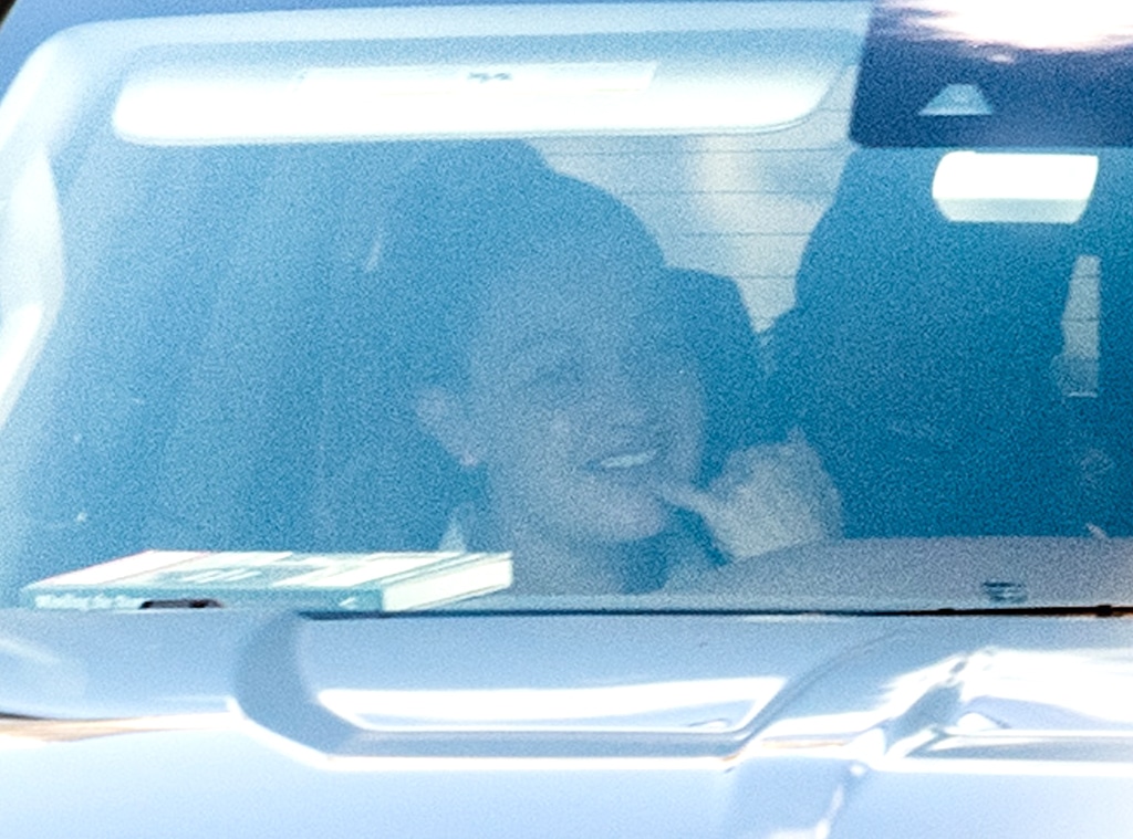 Gigi Hadid Spotted Back in New York City Ahead of Baby's Due Date - E